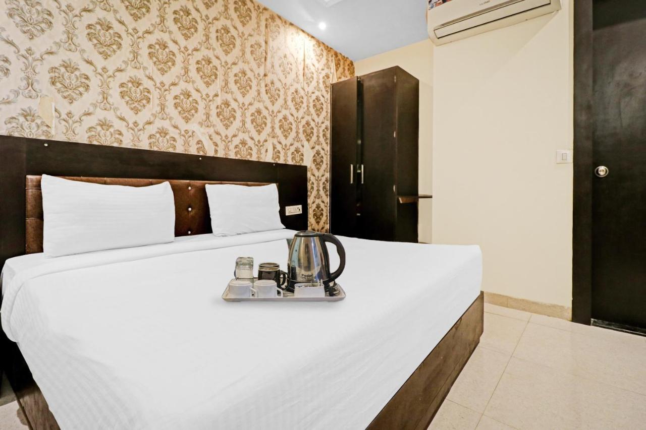 Oyo 23368 Boutique Hotel Paragon ニューデリー エクステリア 写真