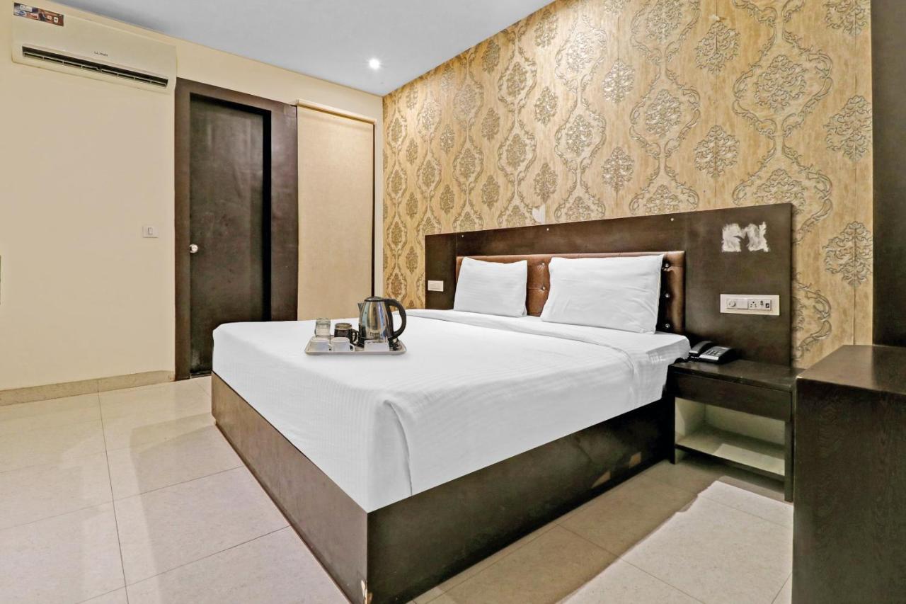 Oyo 23368 Boutique Hotel Paragon ニューデリー エクステリア 写真