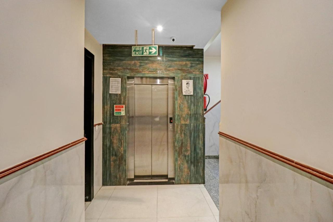 Oyo 23368 Boutique Hotel Paragon ニューデリー エクステリア 写真